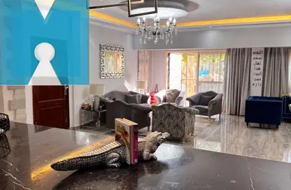 دوبلكس - 3 غرف نوم - 3 حمامات للبيع في حدائق المهندسين - الحي الرابع - الشيخ زايد - الجيزة