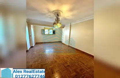 Office Space - Studio - 2 Bathrooms for rent in Al Ghardaqah St. - San Stefano - Hay Sharq - Alexandria