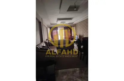 شقة - 3 غرف نوم - 2 حمامات للبيع في شارع الزهور - الحي الثامن - مدينة العبور - القليوبية
