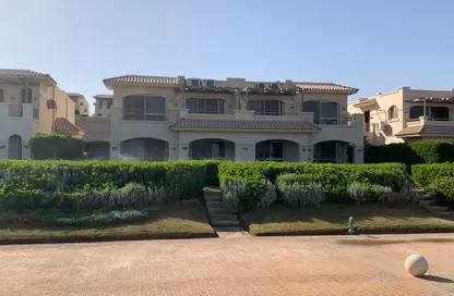 Villa - 5 Bedrooms - 5 Bathrooms for sale in La Vista 3 - La Vista - Al Ain Al Sokhna - Suez
