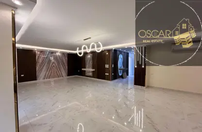 شقة - 3 غرف نوم - 3 حمامات للبيع في شارع الحريه - الماظة - مصر الجديدة - القاهرة