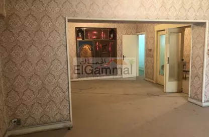 Apartment - 2 Bedrooms - 2 Bathrooms for sale in Garden City - Cairo