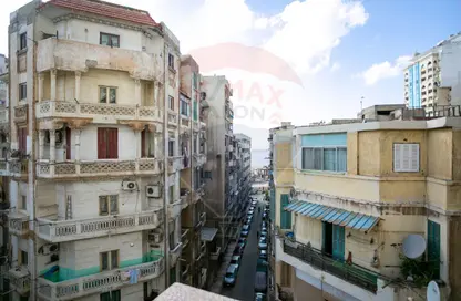 Apartment - 4 Bedrooms - 3 Bathrooms for sale in Azarita - Hay Wasat - Alexandria