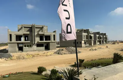 تاون هاوس - 4 غرف نوم - 4 حمامات للبيع في في ليفيلز - كمبوندات الشيخ زايد - الشيخ زايد - الجيزة