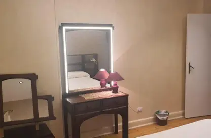 شقة - 2 غرف نوم - 2 حمامات للايجار في شارع كورنيش النيل - العجوزة - الجيزة