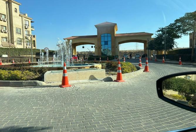 8472812 - Property Image 2