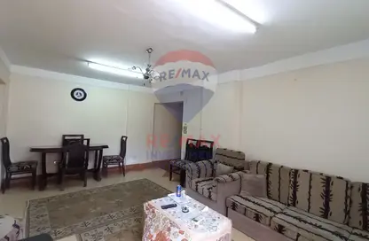 Apartment - 2 Bedrooms - 1 Bathroom for rent in Mostafa Kamel St. - Smouha - Hay Sharq - Alexandria