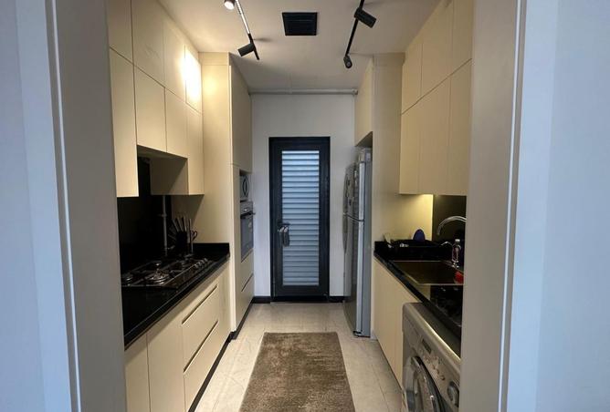 8046920 - Property Image 3