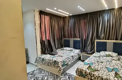 شقة - 3 غرف نوم - 3 حمامات للبيع في شارع ايران - الدقي - الجيزة