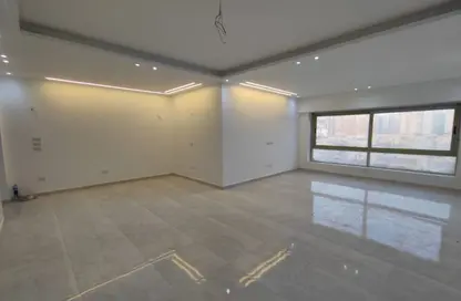 شقة - 3 غرف نوم - 3 حمامات للبيع في كريستال بلازا - زهراء المعادي - حي المعادي - القاهرة