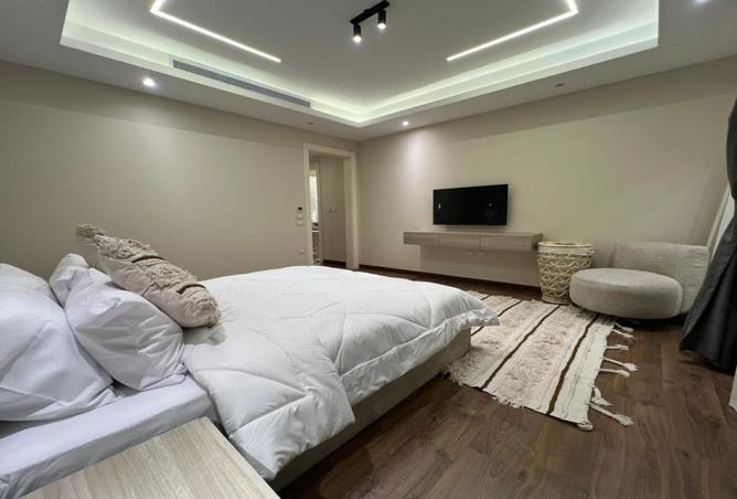 8369088 - Property Image 2