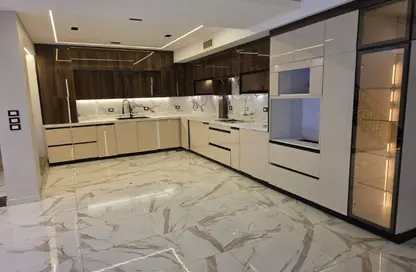 فيلا - 6 غرف نوم - 5 حمامات للايجار في كمبوندات التجمع الخامس - التجمع الخامس - مدينة القاهرة الجديدة - القاهرة