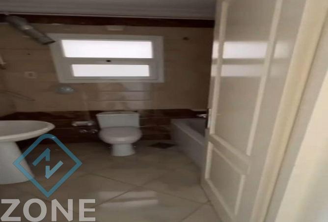 8184998 - Property Image 3