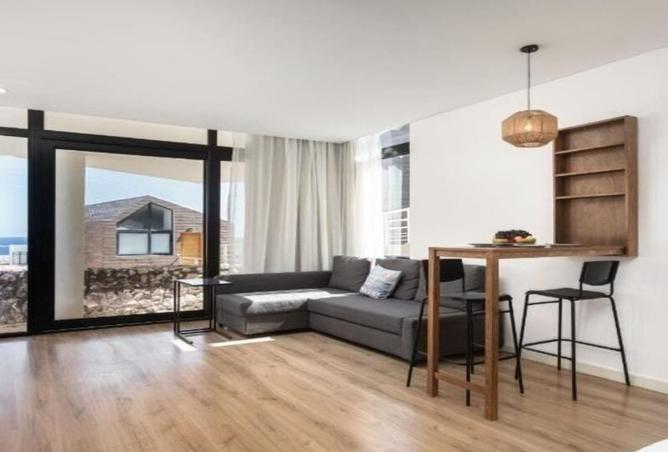 8017304 - Property Image 2