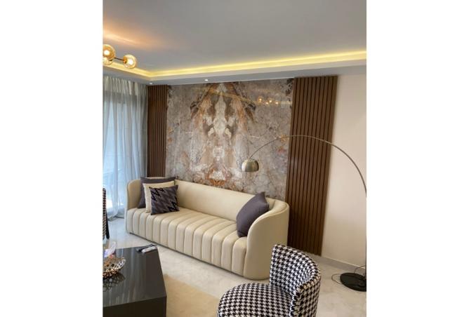 8037974 - Property Image 2