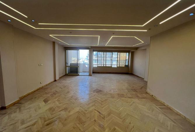 8206140 - Property Image 2