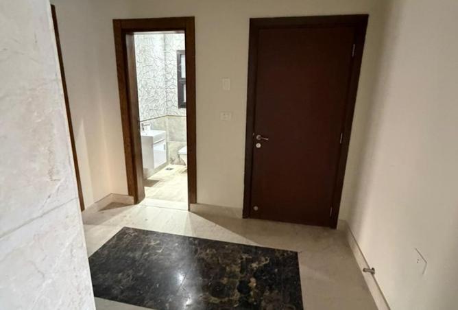 8464868 - Property Image 2