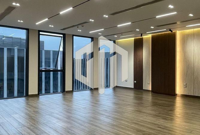 8431111 - Property Image 3