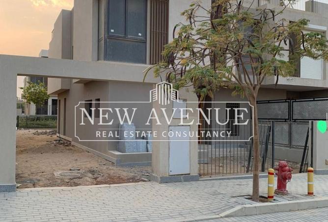 8422657 - Property Image 2