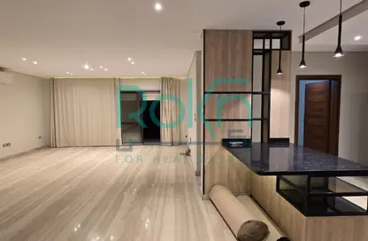 شقة - 2 غرف نوم - 2 حمامات للايجار في ذا كورت ياردز - كمبوندات الشيخ زايد - الشيخ زايد - الجيزة شقة - 2 غرف نوم - 2 حمامات للايجار في ذا كورت ياردز - كمبوندات الشيخ زايد - الشيخ زايد - الجيزة