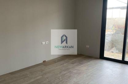 Apartment - 3 Bedrooms - 2 Bathrooms for sale in Village West - Sheikh Zayed Compounds - Sheikh Zayed City - Giza