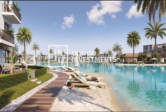 Chalet - 2 Bedrooms - 2 Bathrooms for sale in Koun - Ras Al Hekma - North Coast