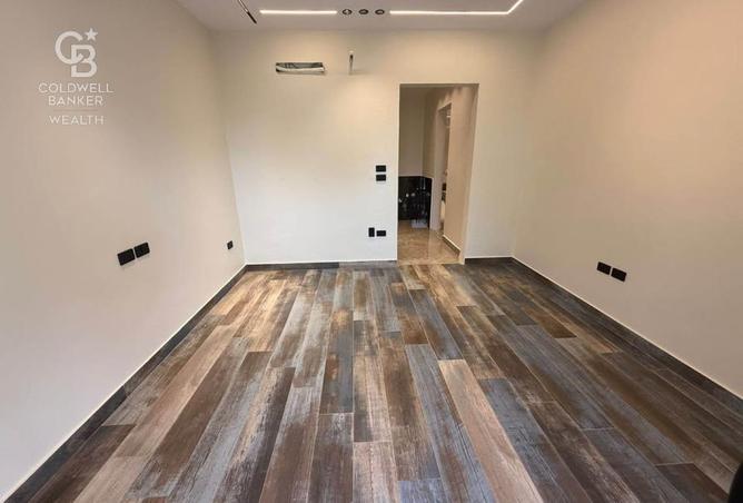 8442969 - Property Image 2