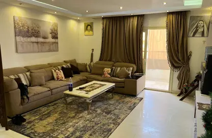 Apartment - 3 Bedrooms - 1 Bathroom for rent in Omarat Melisa St. - Masaken Al Mohandesin - Nasr City - Cairo