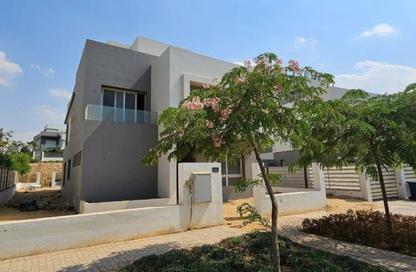 Villa - 4 Bedrooms - 3 Bathrooms for sale in Hyde Park - 5th Settlement Compounds - The 5th Settlement - New Cairo City - Cairo