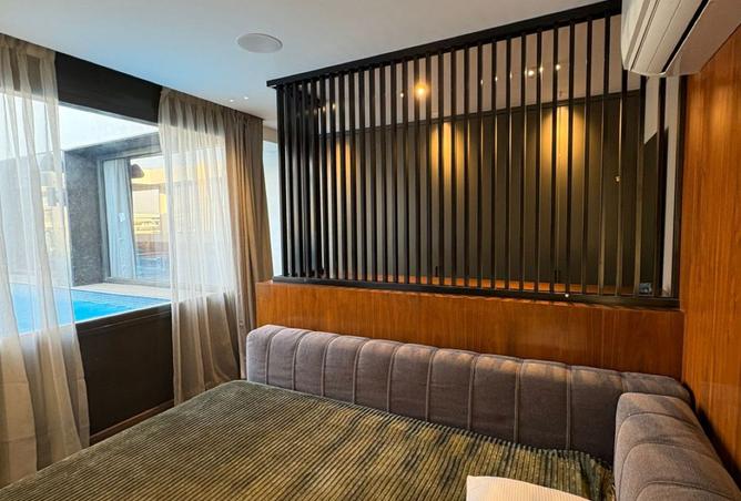 8069441 - Property Image 3