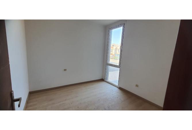 8009442 - Property Image 3