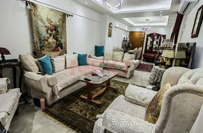 Apartment - 2 Bedrooms - 1 Bathroom for sale in Mohamed Basha Sedky St. - Saraya - Sidi Beshr - Hay Awal El Montazah - Alexandria Apartment - 2 Bedrooms - 1 Bathroom for sale in Mohamed Basha Sedky St. - Saraya - Sidi Beshr - Hay Awal El Montazah - Alexandria