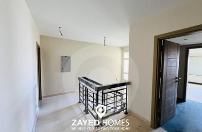 دوبلكس - 3 غرف نوم - 4 حمامات للايجار في نيو جيزة - طريق مصر اسكندرية الصحراوي - مدينة 6 أكتوبر - الجيزة