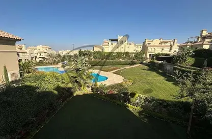 فيلا - 4 غرف نوم - 3 حمامات للبيع في باتيو كازا - الباتيو - كمبوندات الشروق - مدينة الشروق - القاهرة
