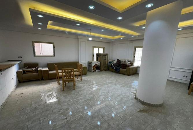 8376250 - Property Image 2