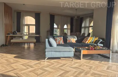 منزل مزدوج - 4 غرف نوم - 5 حمامات للايجار في ليك فيو - كمبوندات التجمع الخامس - التجمع الخامس - مدينة القاهرة الجديدة - القاهرة