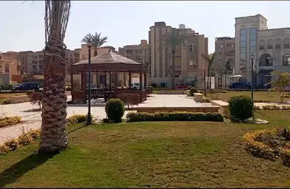 فيلا - 5 غرف نوم - 5 حمامات للبيع في زهرة التجمع - المستثمرين الشمالية - مدينة القاهرة الجديدة - القاهرة