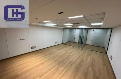 Office Space - Studio - 1 Bathroom for rent in Hyde Park Business District Mall - South Teseen St. - The 5th Settlement - New Cairo City - Cairo