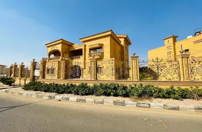 فيلا - 6 غرف نوم - 6 حمامات للايجار في الشروق سبرنجز - كمبوندات الشروق - مدينة الشروق - القاهرة