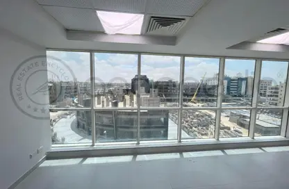 مساحات مكتبية - استوديو - 1 حمام للايجار في بيزنس بلاس - شارع التسعين الشمالي - التجمع الخامس - مدينة القاهرة الجديدة - القاهرة