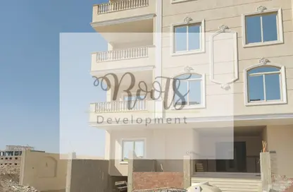Apartment - 3 Bedrooms - 2 Bathrooms for sale in Bait Alwatan - The 5th Settlement - New Cairo City - Cairo