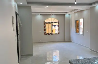 شقة - 3 غرف نوم - 2 حمامات للايجار في 2 و 2 - حى الاندلس - مدينة القاهرة الجديدة - القاهرة