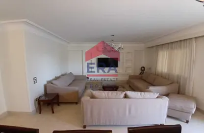 Apartment - 2 Bedrooms - 2 Bathrooms for rent in Street 206 - Degla - Hay El Maadi - Cairo