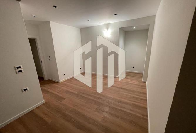 8220847 - Property Image 2