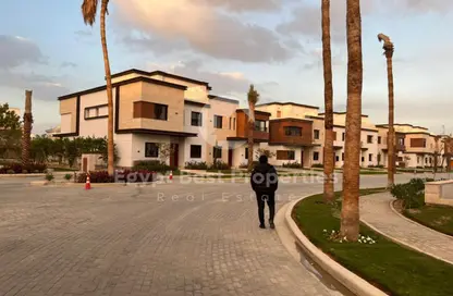 Townhouse - 5 Bedrooms - 5 Bathrooms for sale in Azzar 2 - 5th Settlement Compounds - The 5th Settlement - New Cairo City - Cairo