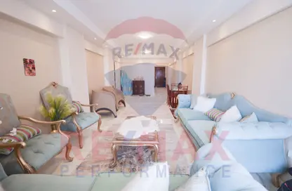 Apartment - 3 Bedrooms - 2 Bathrooms for sale in Gamela Abou Hred St. - Seyouf - Hay Awal El Montazah - Alexandria