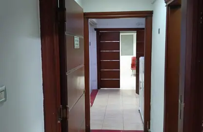 Clinic - Studio - 7 Bathrooms for rent in Abbas Al Akkad St. - 1st Zone - Nasr City - Cairo
