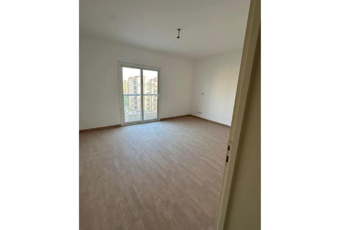 8260506 - Property Image 2