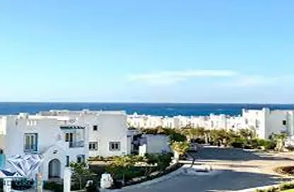 شاليه - 3 غرف نوم - 3 حمامات للبيع في ماونتن فيو راس الحكمة - راس الحكمة - الساحل الشمالي