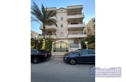 Apartment - 6 Bedrooms - 3 Bathrooms for sale in District 2 - The 5th Settlement - New Cairo City - Cairo